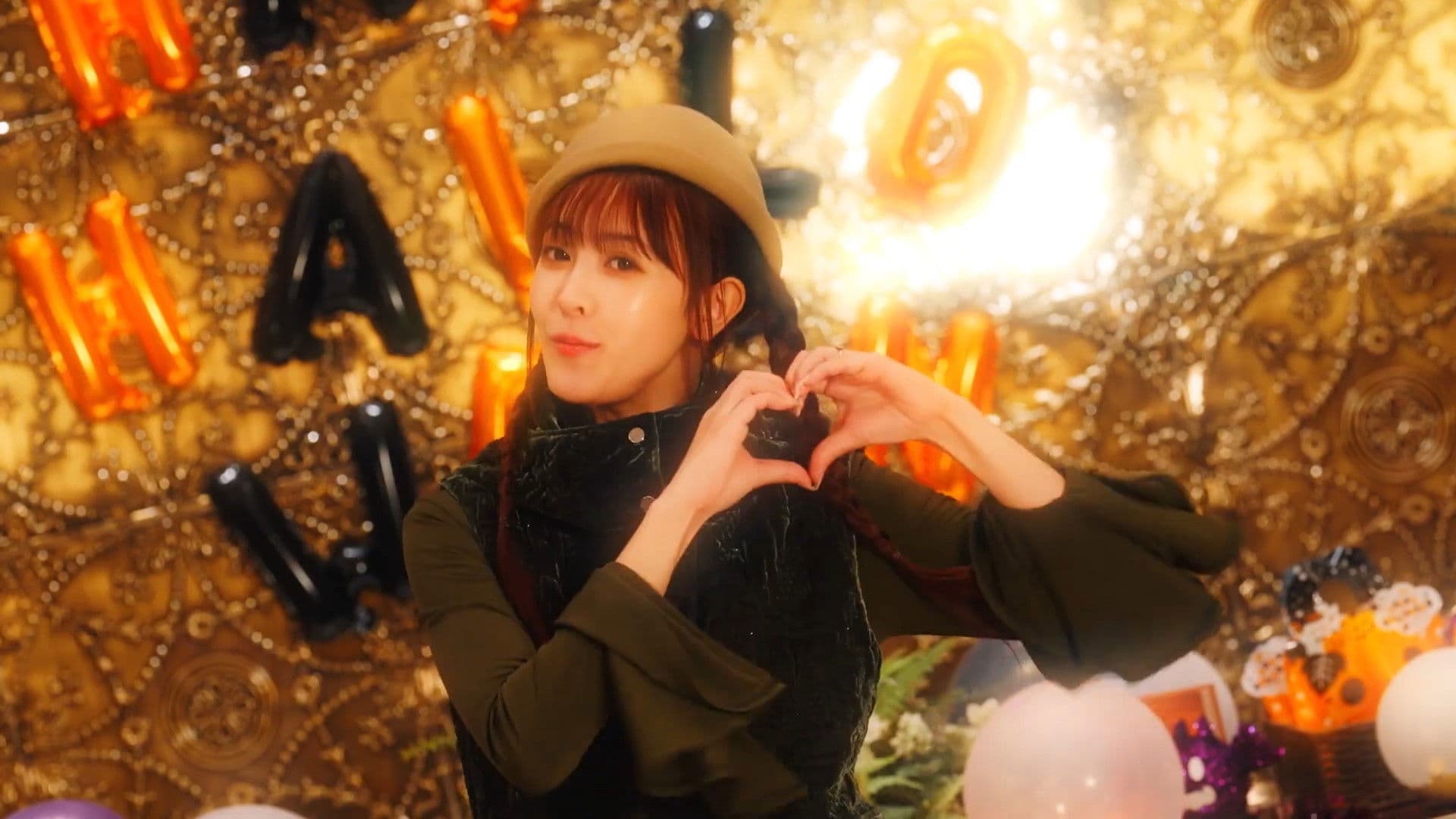 Girls Remix in Halloween Party