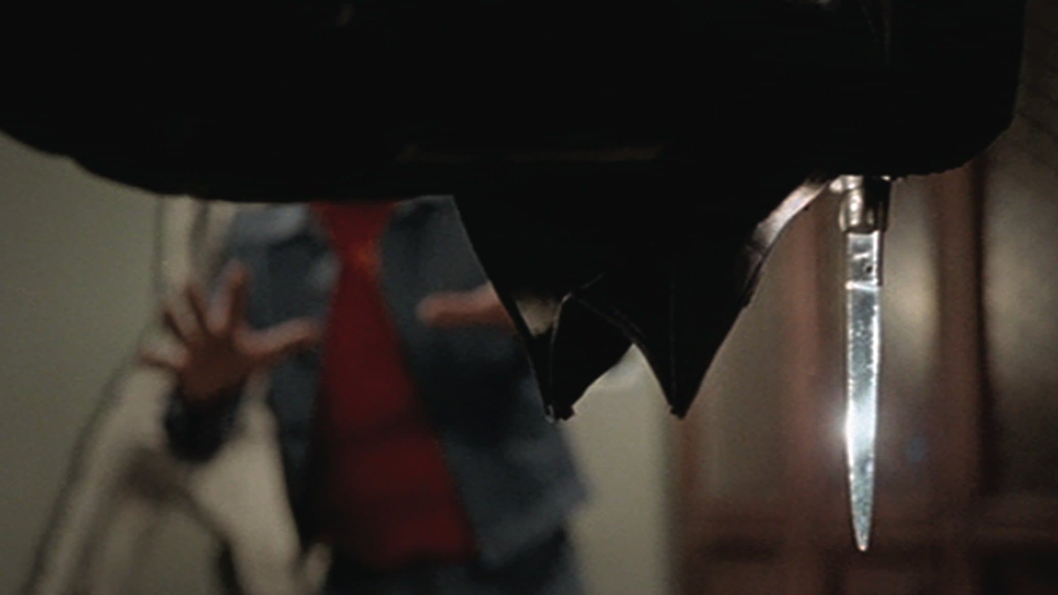 Strip Nude for Your Killer