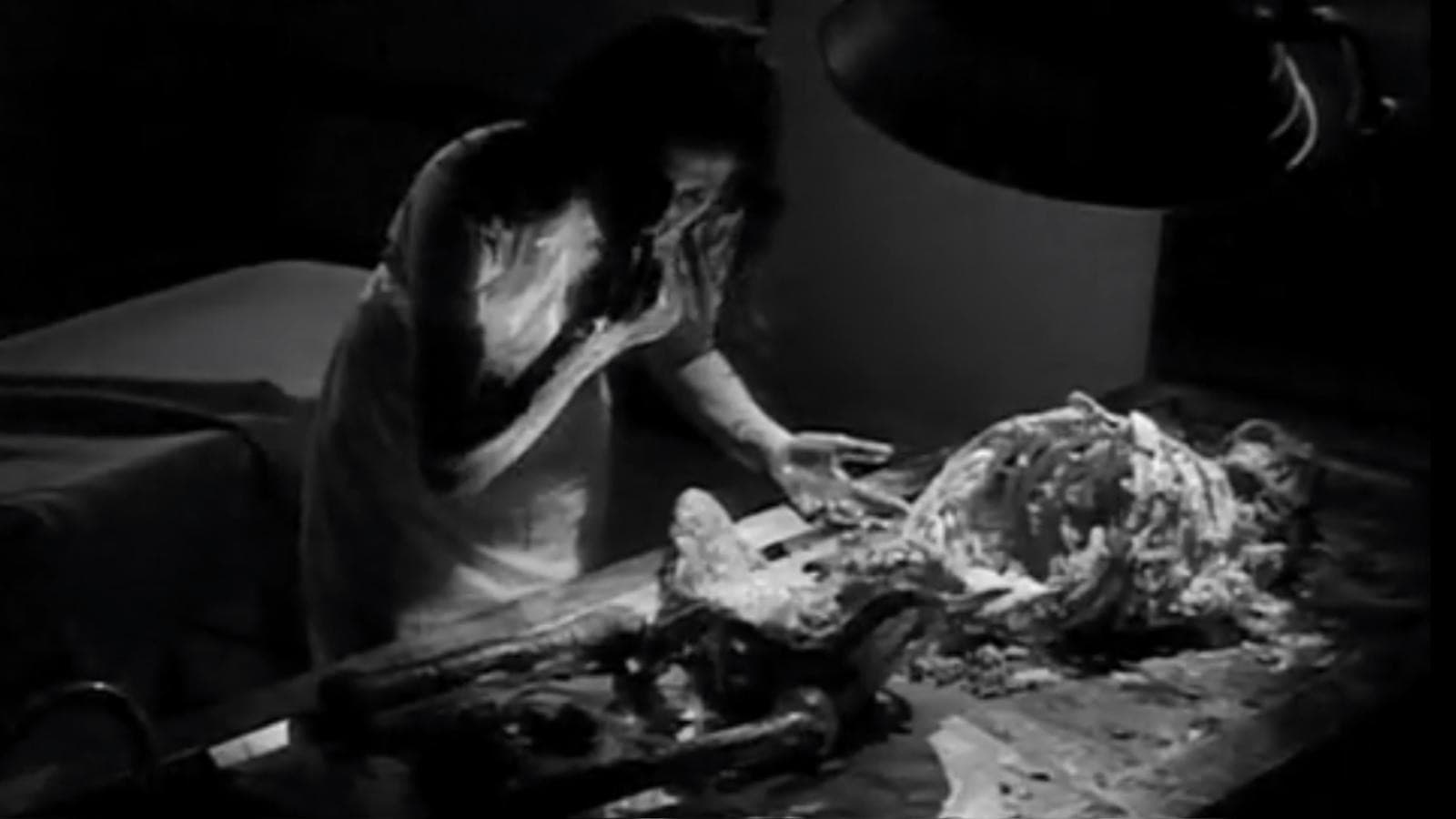 Graveyard Alive: A Zombie Nurse in Love