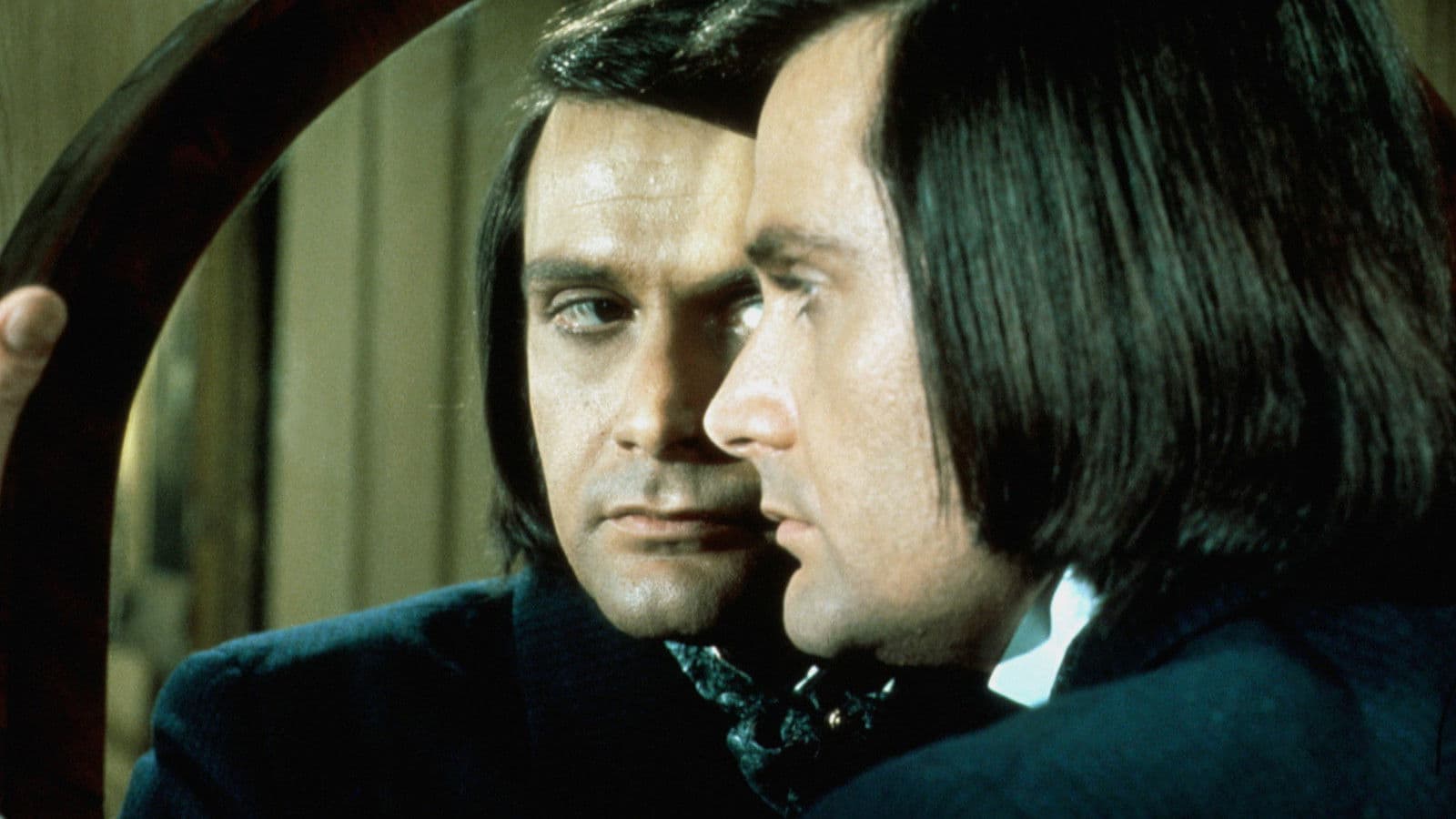 Dr. Jekyll & Sister Hyde