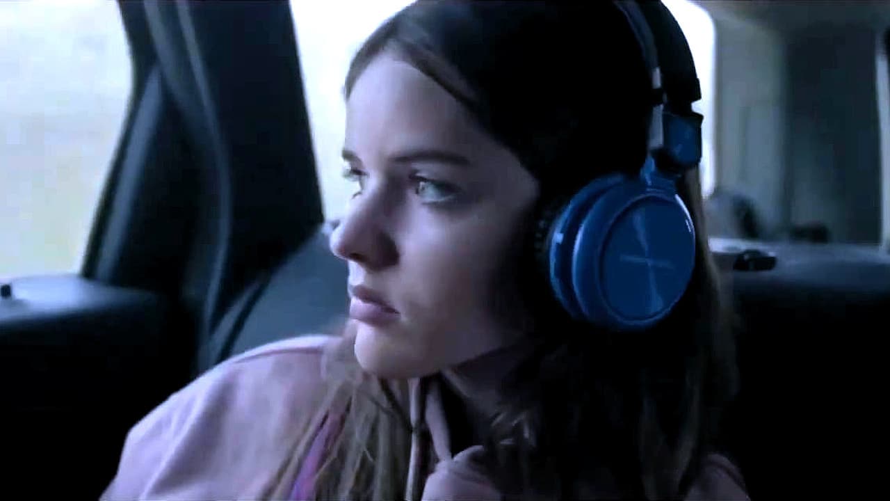 Restless Waters, Shivering Lights