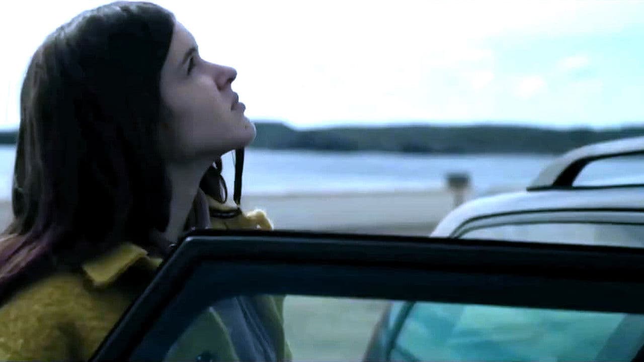 Restless Waters, Shivering Lights