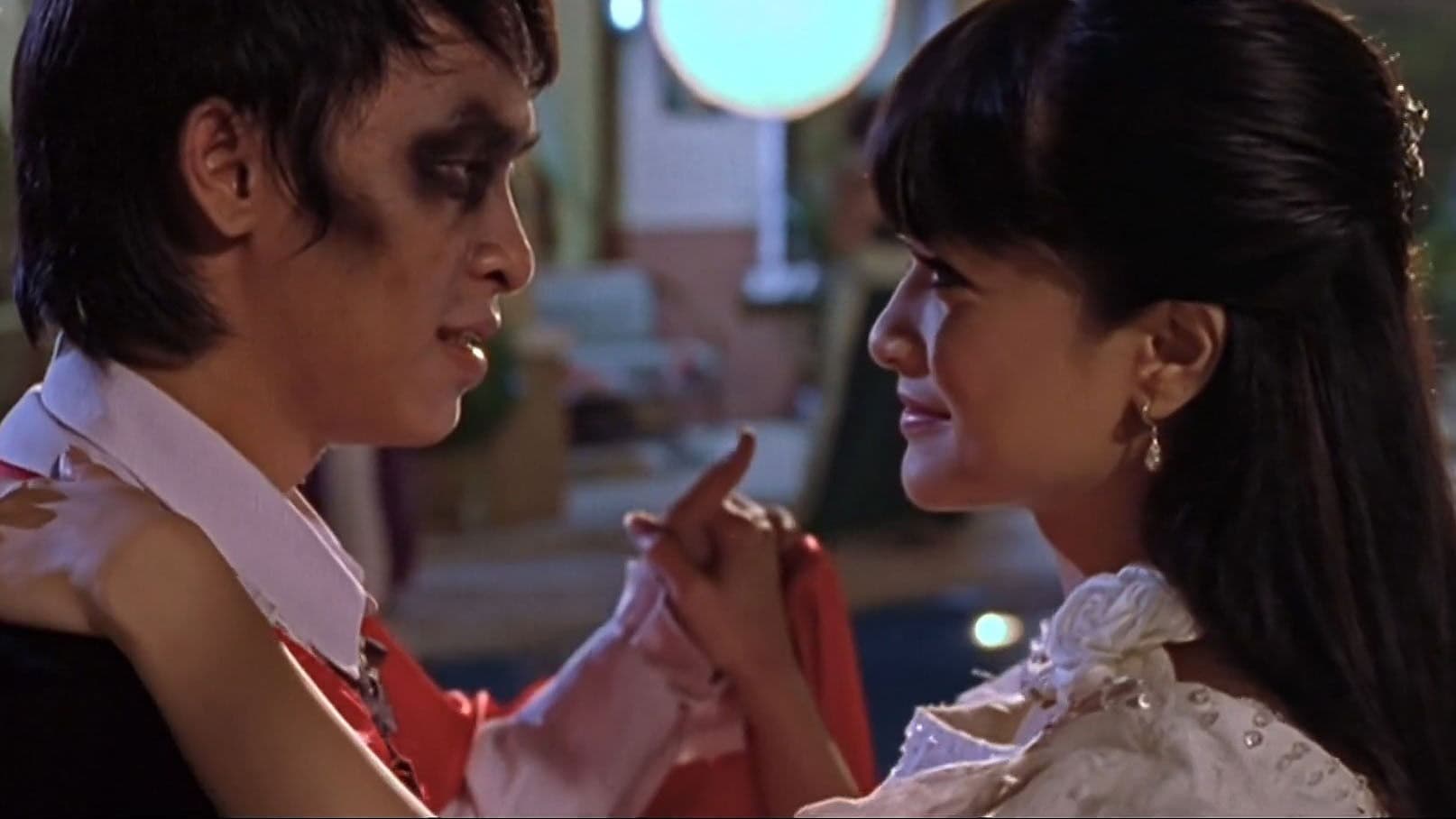 Tolong! Awek Aku Pontianak