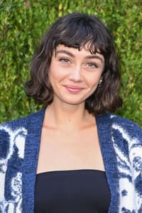Sydney Chandler photo