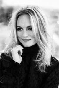 Heather Graham photo