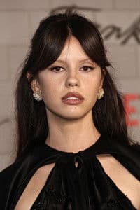 Mia Goth photo