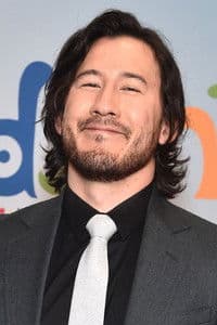 Mark Fischbach photo
