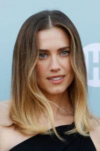 Allison Williams photo