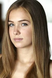 Haley Lu Richardson photo