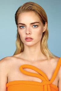 Samara Weaving photo