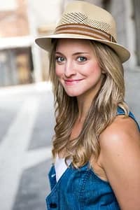 Geri Courtney-Austein photo