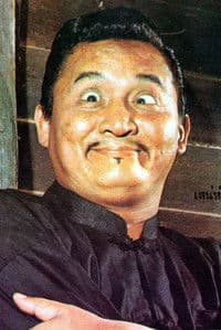 Seni Komarachun photo