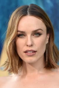 Jessica McNamee photo