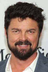 Karl Urban photo