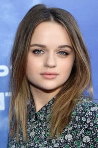 Joey King photo