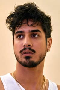 Avan Jogia photo
