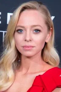 Portia Doubleday photo