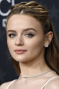Joey King photo