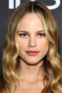 Halston Sage photo