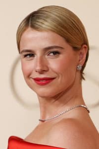 Jessie Buckley photo