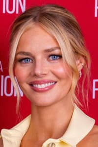 Samara Weaving photo