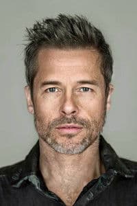 Guy Pearce photo