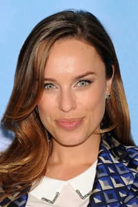Jessica McNamee photo