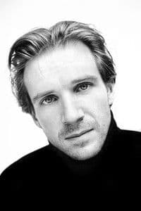 Ralph Fiennes photo