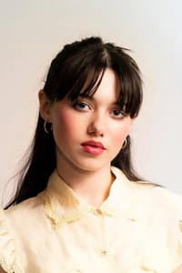 Violet McGraw photo
