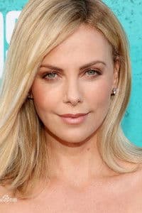 Charlize Theron photo