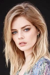 Samara Weaving photo