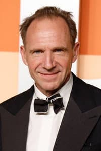 Ralph Fiennes photo