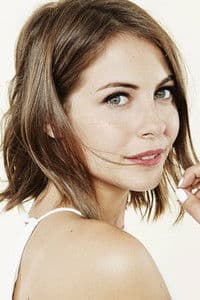Willa Holland photo