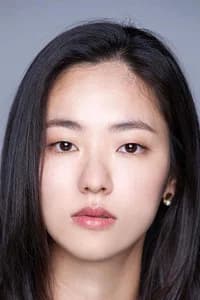 Jeon Yeo-bin photo