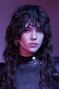 Sophie Thatcher photo