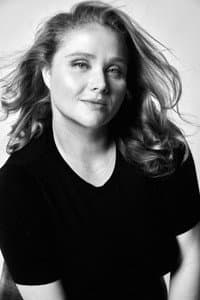 Danielle Macdonald photo