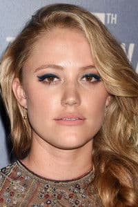 Maika Monroe photo