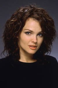 Dina Meyer photo