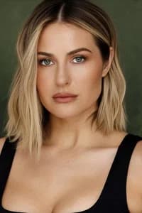 Scout Taylor-Compton photo
