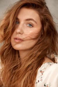 Sophie Nélisse photo