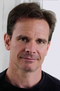 Peter Scolari photo