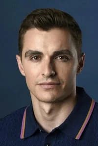 Dave Franco photo