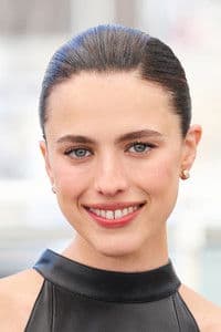 Margaret Qualley photo