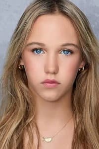 Mischa Heywood photo