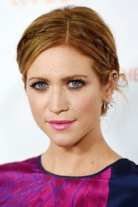 Brittany Snow photo