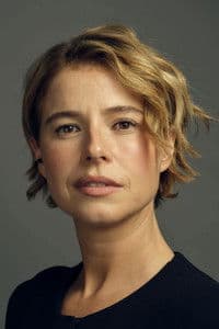 Jessie Buckley photo