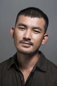 Rio Dewanto photo