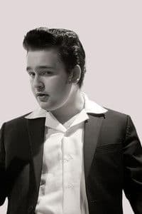 Liam Cowan Makrisopoulos photo