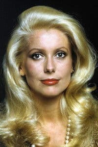 Catherine Deneuve photo