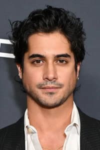 Avan Jogia photo